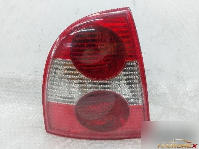 Volkswagen Passat 2004 — фонарь задний левый (комбинированный) 3B5945095