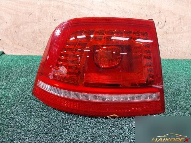 Volkswagen Phaeton 2012 — комбинированный фонарь (задний) левый 3D0945095H 4