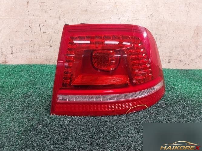 Volkswagen Phaeton 2012 — фонарь задний комбинированный правый (пассажирский) 3D0945096H