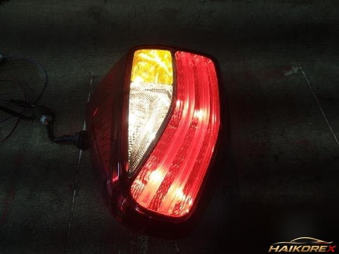 Kia Ray 2014 — фонарь задний левый наружный 92401-A3000