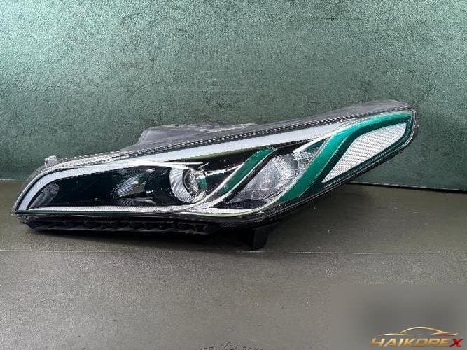 Hyundai Sonata 2015 — фара левая