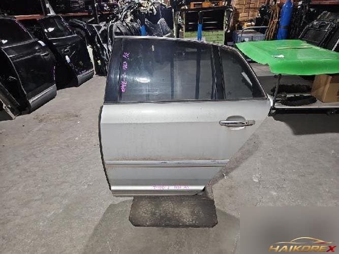 Volkswagen Phaeton 2011 — дверь задняя левая 3D4833055S