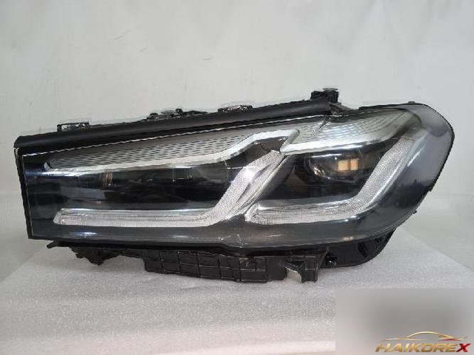 BMW 5 Series 2022 — фара левая LED 4pin 5A388C7-03