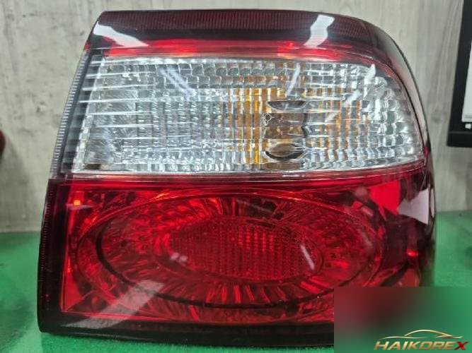 Renault SM5 2004 — комбинированный фонарь задний правый (пассажирский) 53802-555