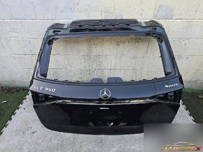 Mercedes-Benz GLE-класс 2022 — дверь багажника A1677403800