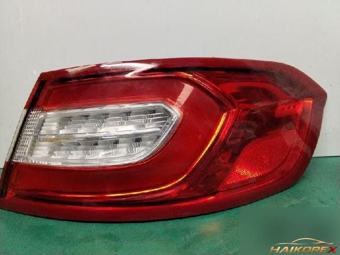 Ford MKX 2016 — комбинированный фонарь задний правый (пассажирский) FA1Z-13404-B