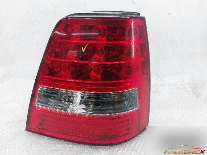 Kia Sorento 2008 — фонарь задний правый 924-3E5 4