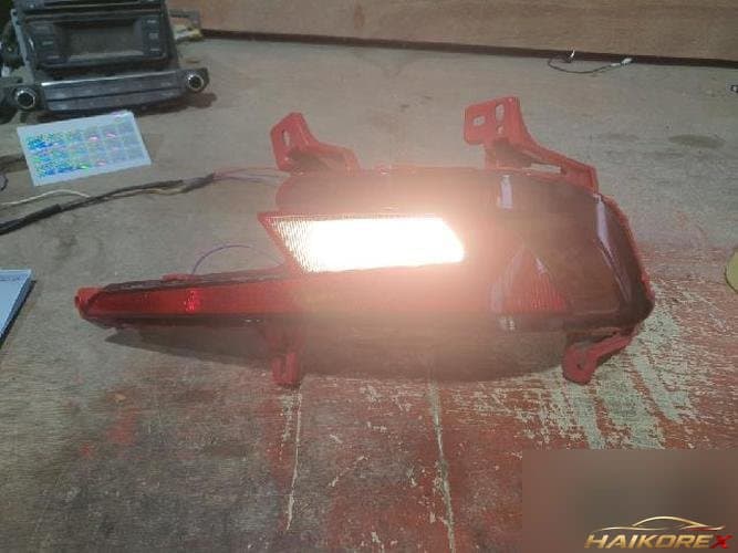 Hyundai Avante 2018 — рефлектор правый 92406-F2510