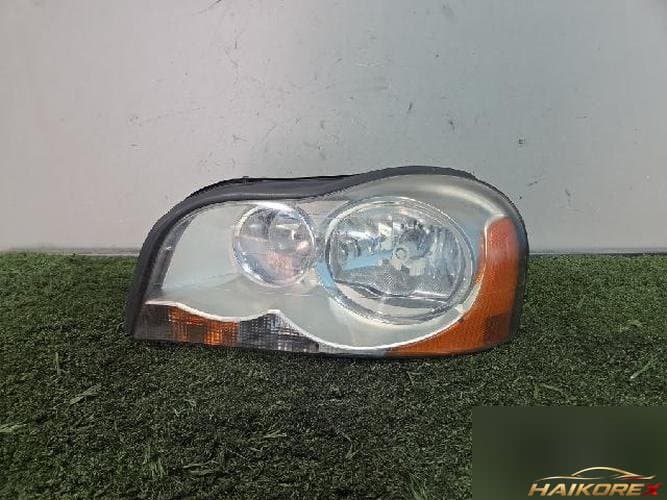 Volvo XC90 2004 — фара левая