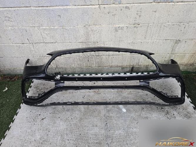Mercedes-Benz C-Class 2024 — передний бампер
