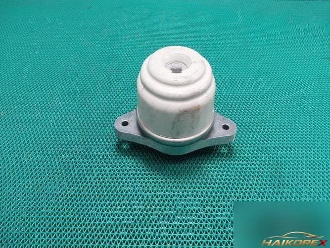 Mercedes-Benz S-Class 2012 — опора двигателя A2212400817