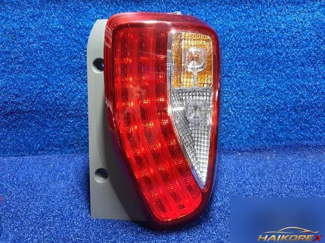Kia Ray 2015 — комбинированный фонарь задний правый (пассажирский)