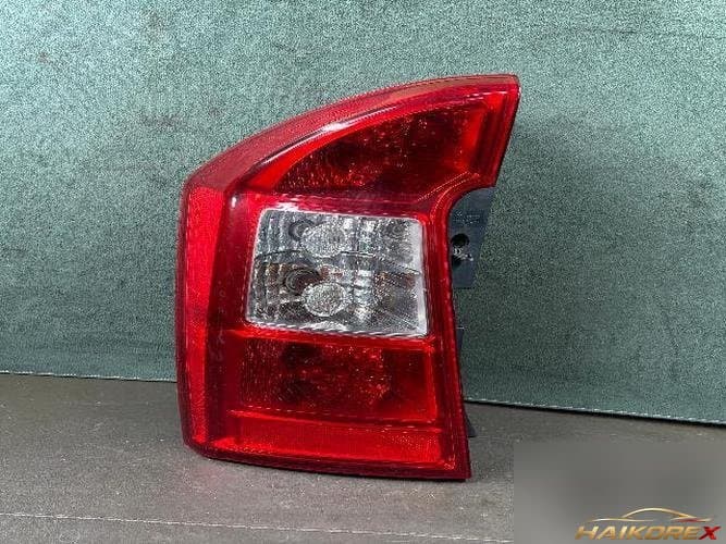 Kia Carens 2008 — фонарь задний левый (комбинированный)