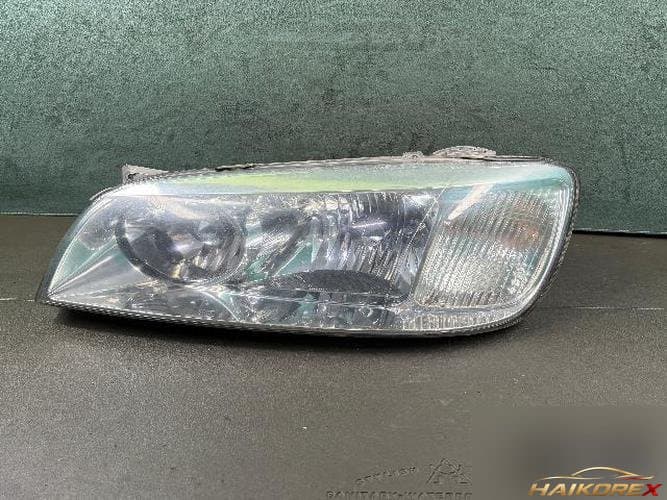 Hyundai Granzer 2002 — фара левая HID