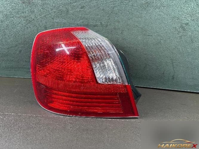 Hyundai Grandeur 2002 — комбинированный фонарь задний левый (водителя)