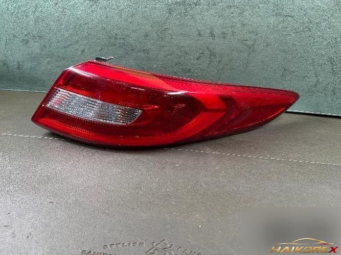 Hyundai Sonata 2019 — комбинированный фонарь задний правый (пассажирский)