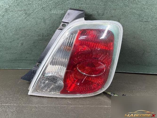 Fiat 500 2008 — комбинированный фонарь задний правый