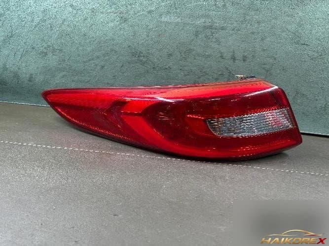 Hyundai Sonata 2019 — фонарь задний в сборе левый (комбинированный)