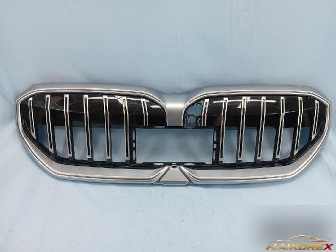 BMW 5 Series 2024 — решётка радиатора правая