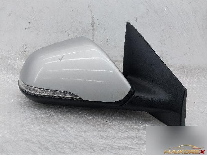 Hyundai Sonata 2019 — зеркало боковое правое (с сигналом)