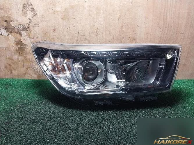 KG Mobility Tivoli 2018 — фара правая 83102-35000