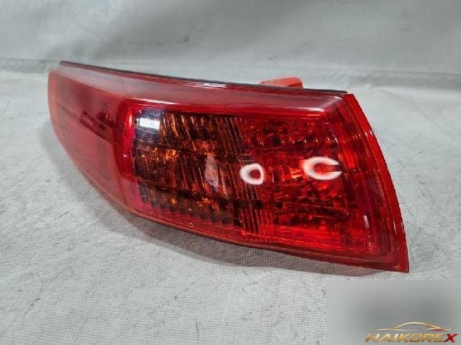Infiniti FX 2008 — комбинированный задний фонарь левый (сторона водителя)