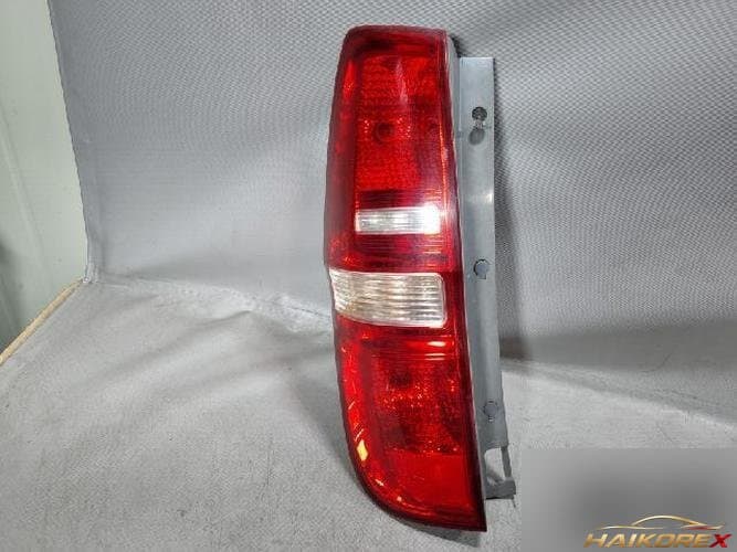 Hyundai Grand Starex 2011 — комбинированный фонарь задний левый (водительский)