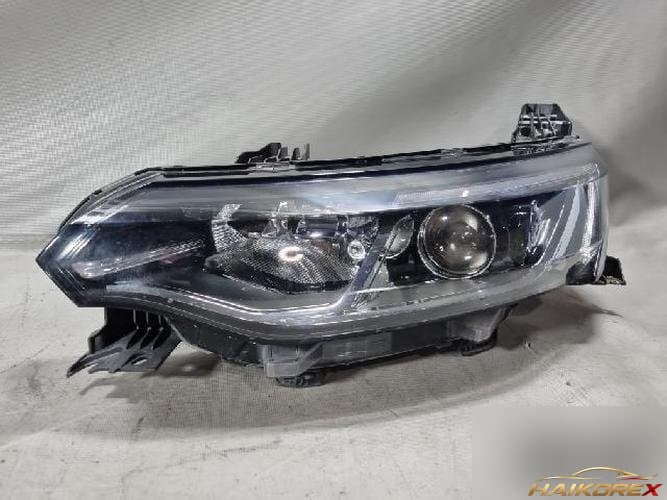 Renault SM6 2016 — фара левая 260603788R