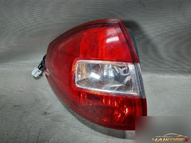 Renault QM5 2009 — фонарь задний левый (комбинированный)