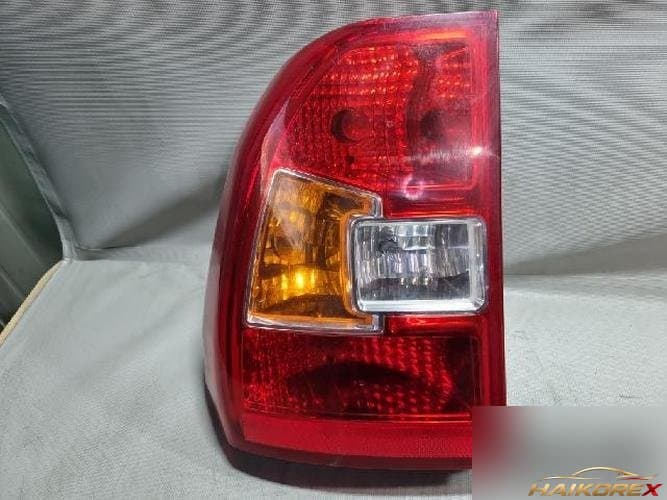 Kia Sportage 2010 — фонарь задний в сборе левый (водительский)