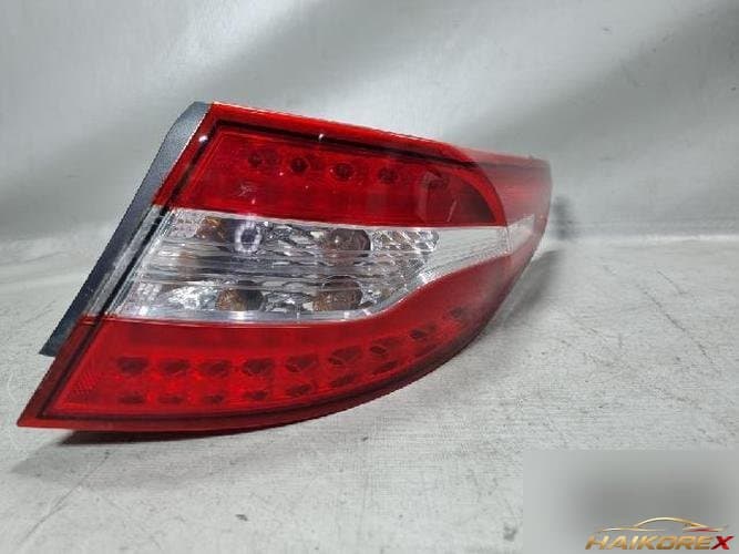 Kia K5 2012 — фонарь задний правый (комбинированный)
