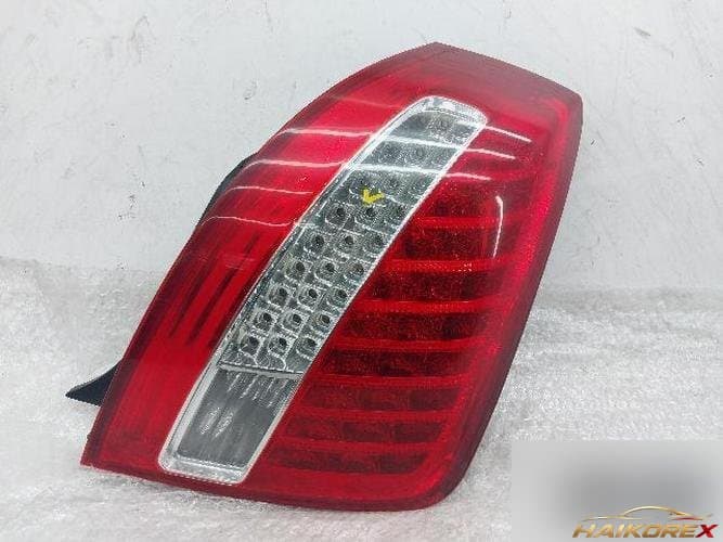Kia Opirus 2010 — фонарь задний правый (комбинированный) 92402-3P800