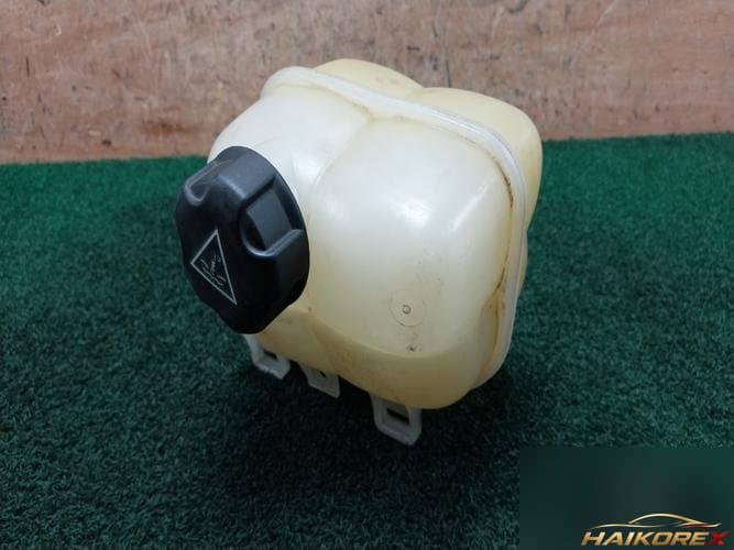 MINI Other 2012 — бачок охлаждающей жидкости и омывающей жидкости