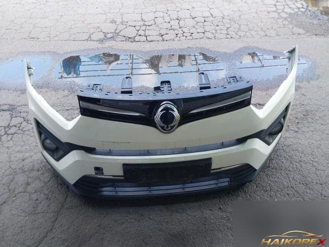 KG Mobility Tivoli 2019 — передний бампер