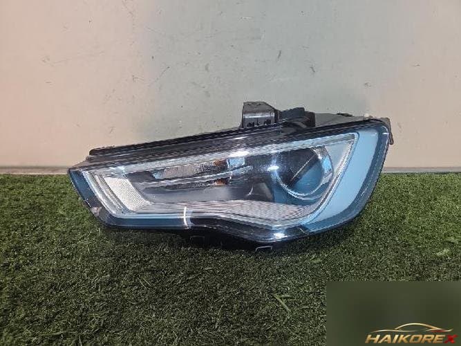 Audi A3 2015 — фара левая 8V0941005
