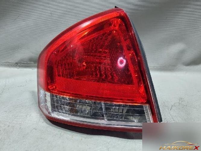 Kia Cerato 2007 — фонарь задний левый (комбинированный)