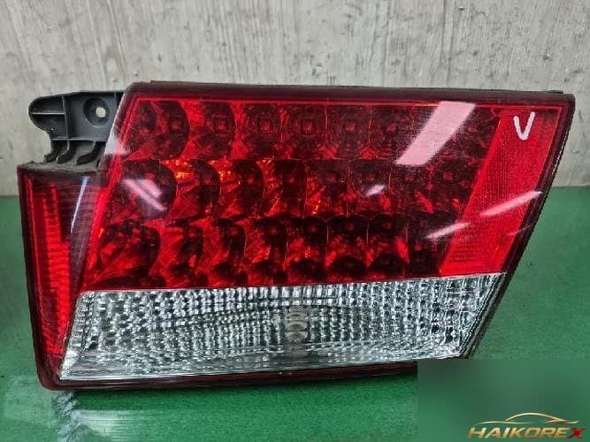 Hyundai Grandeur 2008 — подсветка багажника (фонарь) 92404-3LO 2