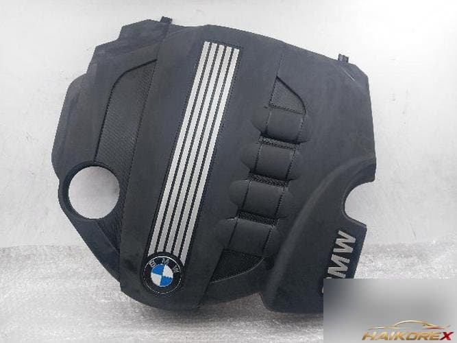 BMW X Series 2011 — крышка двигателя