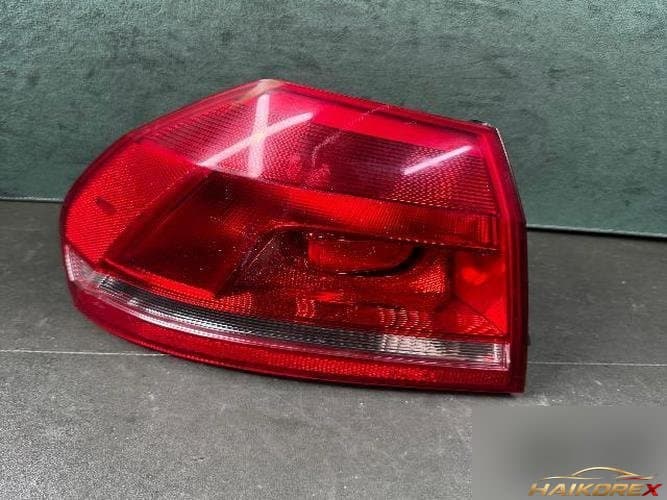 Volkswagen Passat 2013 — фонарь задний левый (комбинированный)