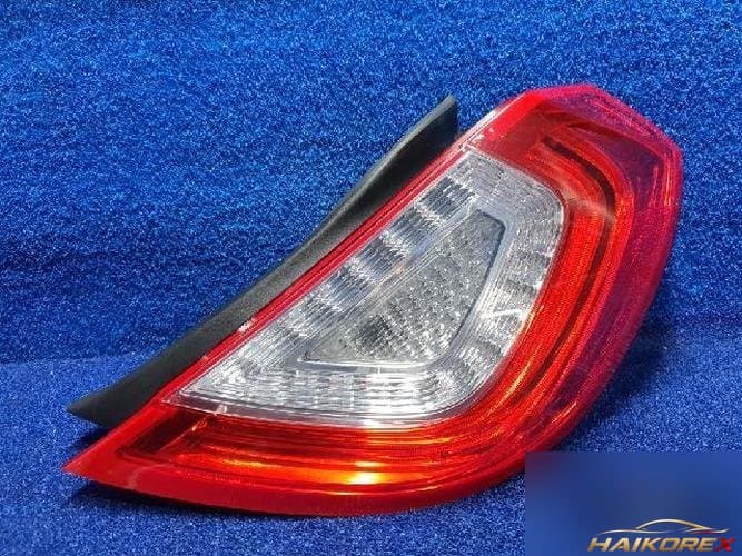 Ford MKX 2012 — комбинированный фонарь задний правый DA5313B504