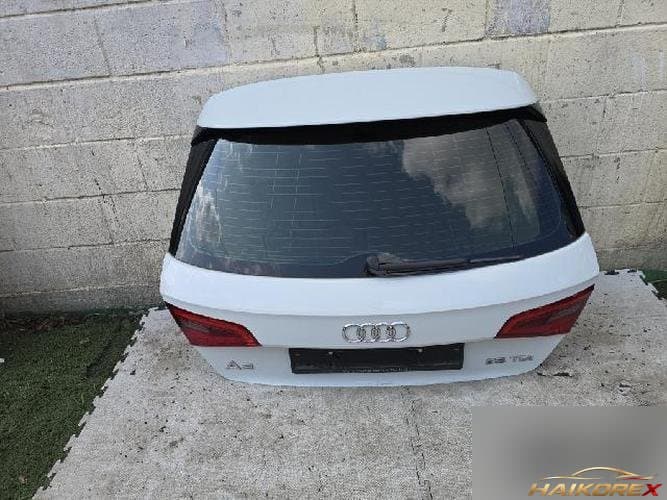 Audi A3 2015 — крышка багажника
