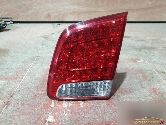 Kia Sorento 2010 — фонарь задний внутренний правый 92406-2P100