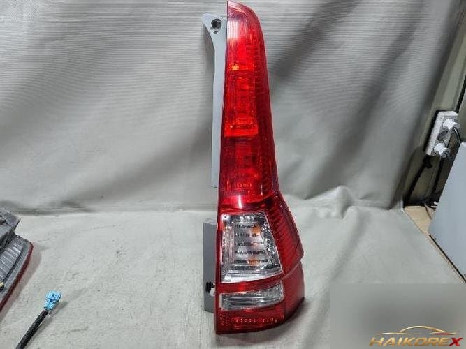 Honda CR-V 2008 — фонарь задний в сборе правый (пассажирской стороны)