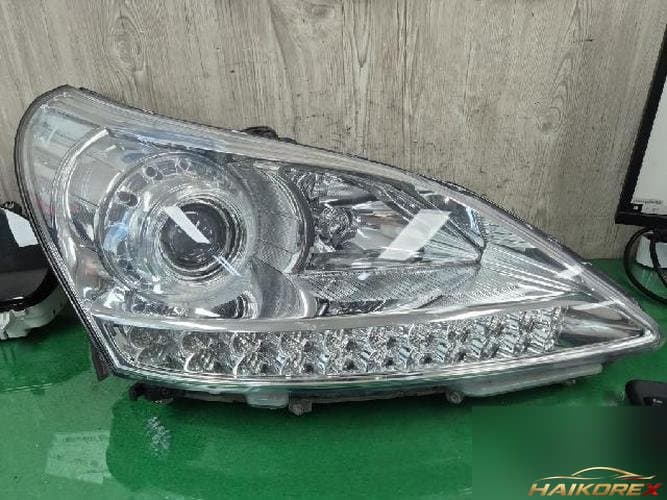 Hyundai Equus 2012 — фара правая 92102-3N030