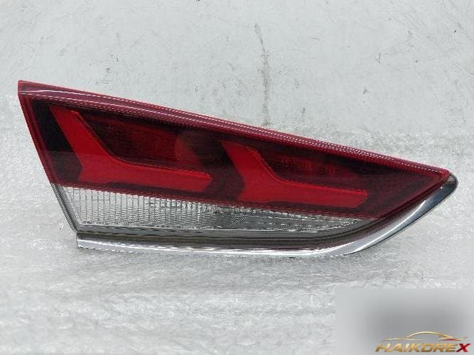 Hyundai Sonata 2019 — накладка двери багажника левая 92403 C1600