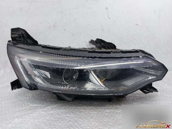 Renault SM6 2016 — фара головного света правая 260109277R