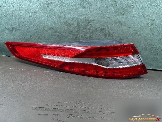 Kia K5 2012 — комбинированный фонарь задний левый (водительский) 3
