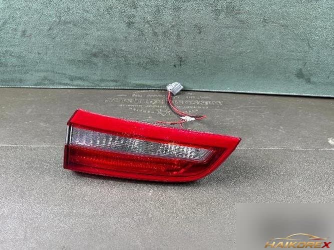 Volvo S60 2015 — левая задняя дверь (накладка)