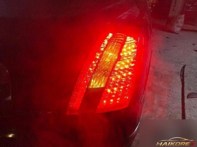 Kia Opirus 2007 — фонарь задний комбинированный правый 92402-3F 5