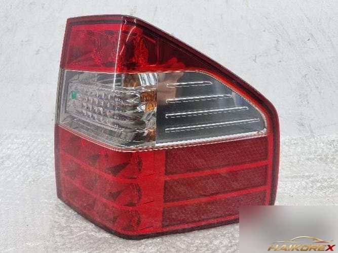 Kia Mohave 2013 — задний фонарь правый (LED) 92402-2J1